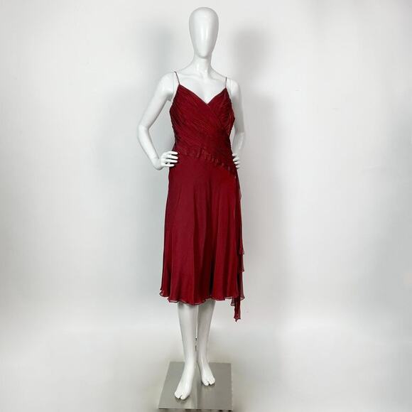 Carmen Marc Valvo Signature Deep Red Silk Cocktail Dress - Picture 1 of 12